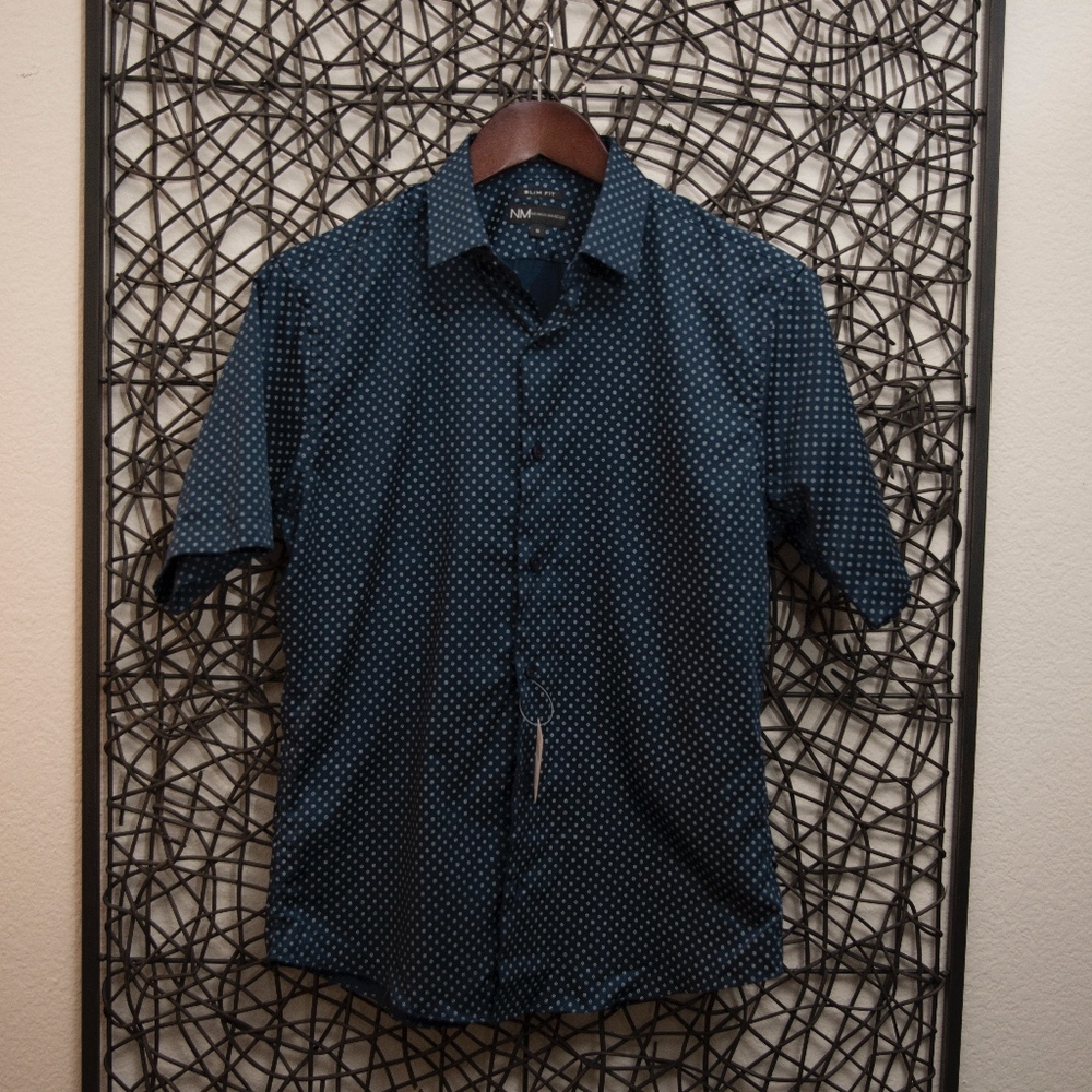 Neiman Marcus Short Sleeve Wear It Out Poplin